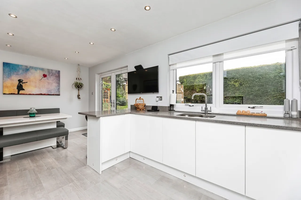 Hillcrest Mount, Townville, Castleford, photo 8
