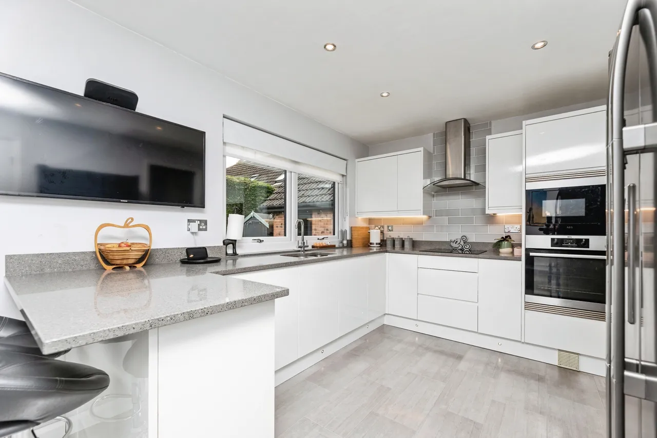 Hillcrest Mount, Townville, Castleford, photo 10