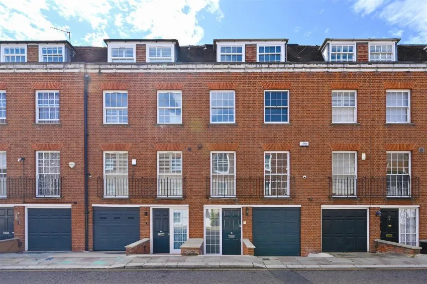 4 bed house to rent, Shawfield Street, Chelsea, SW3