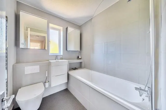 Spring Meadows, Great Shefford, RG17, photo 21