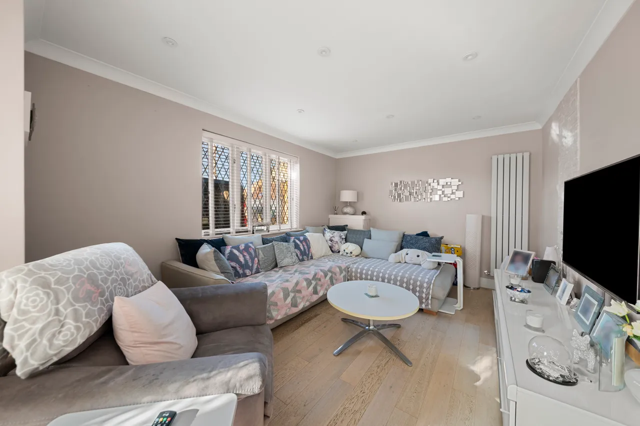 Bengarth Road, Northolt, UB5, photo 3