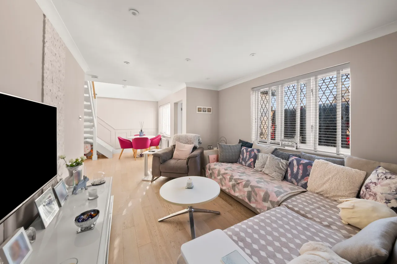 Bengarth Road, Northolt, UB5, photo 2