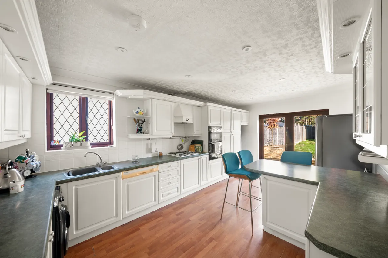 Bengarth Road, Northolt, UB5, photo 4