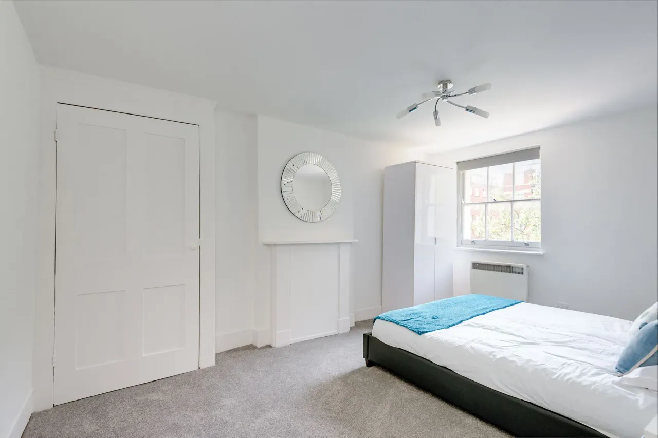 Finchley Road, London, NW8, photo 11