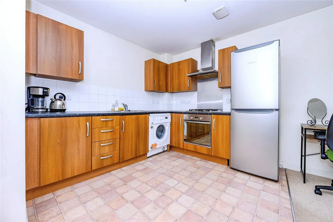 Daimler Drive, Dunstable, LU6, photo 4