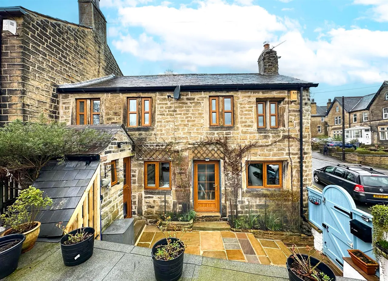 Green Head Road, Keighley, BD20 6ED, photo 24
