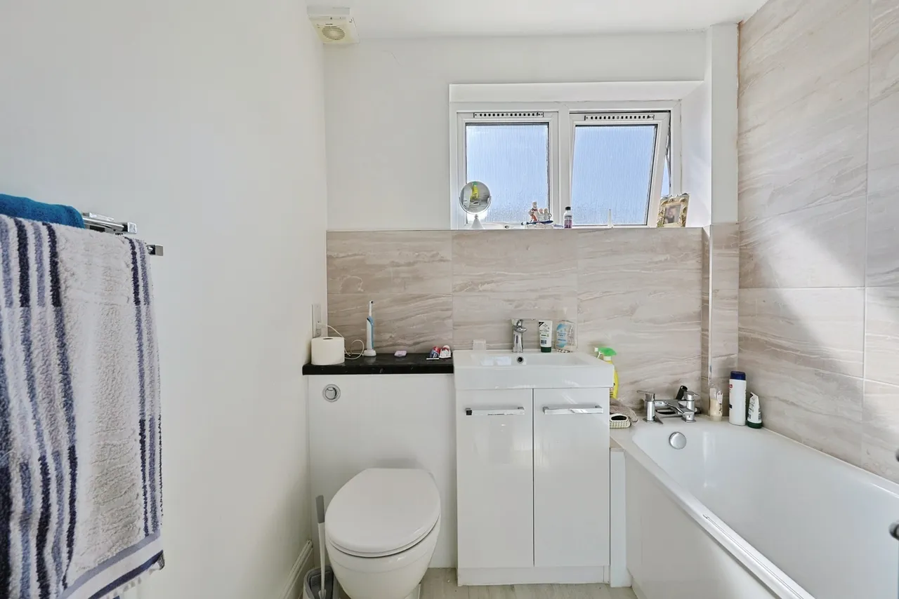 Stormont Road, London, SW11, photo 10