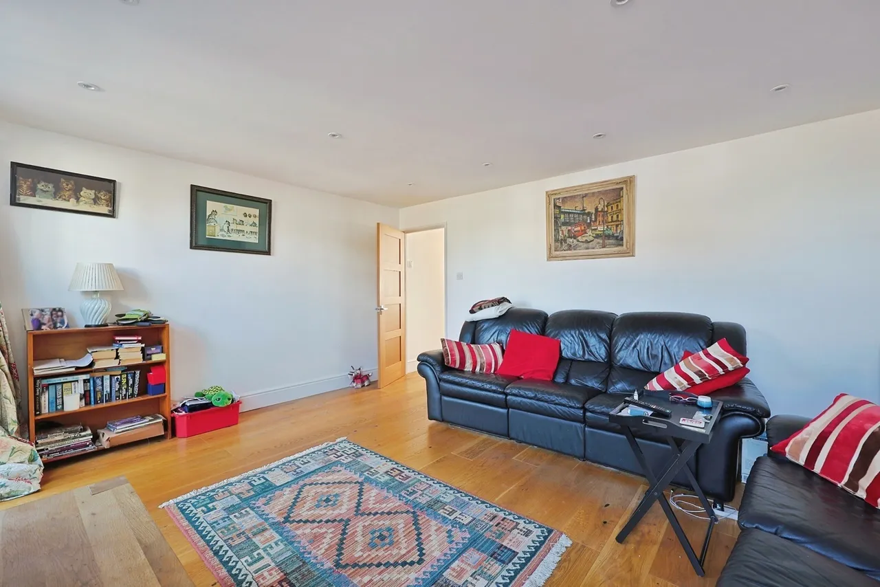 Stormont Road, London, SW11, photo 12