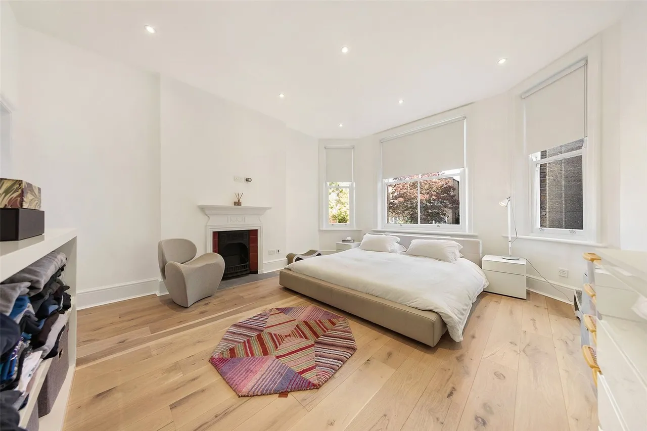 Hilltop Road, photo 10