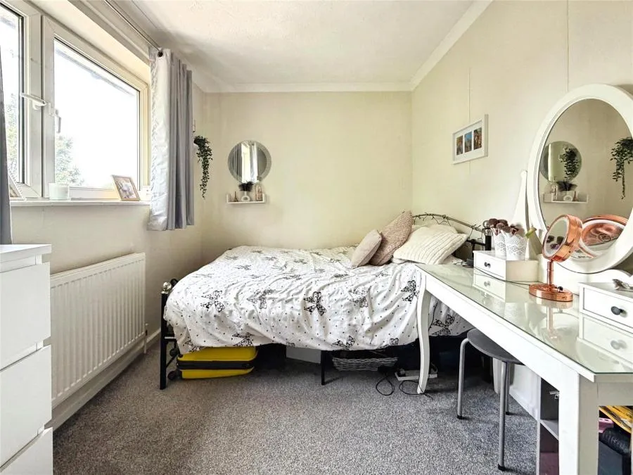 Nursery Waye, Uxbridge, UB8, photo 6