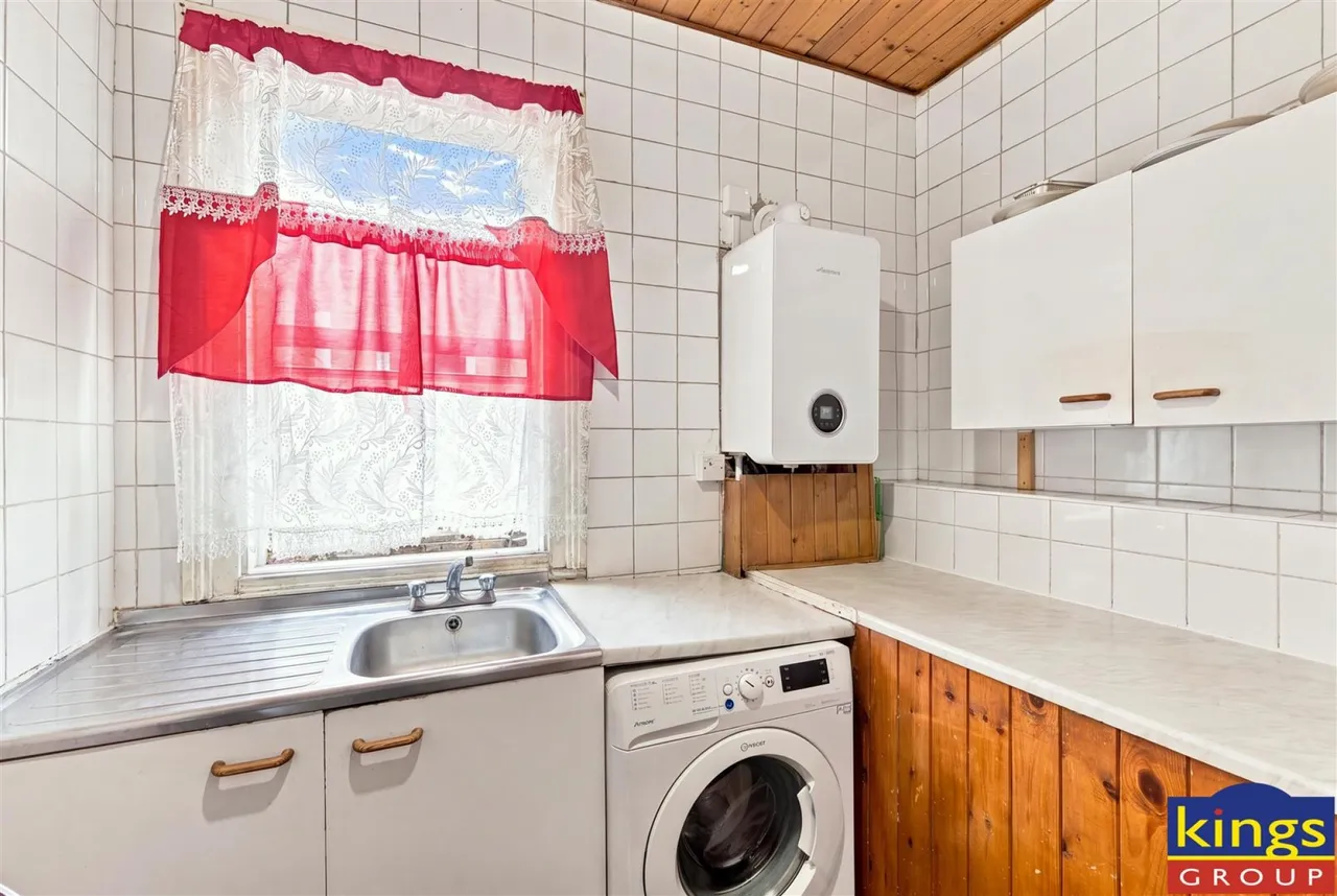 Bloxhall Road, London, photo 5