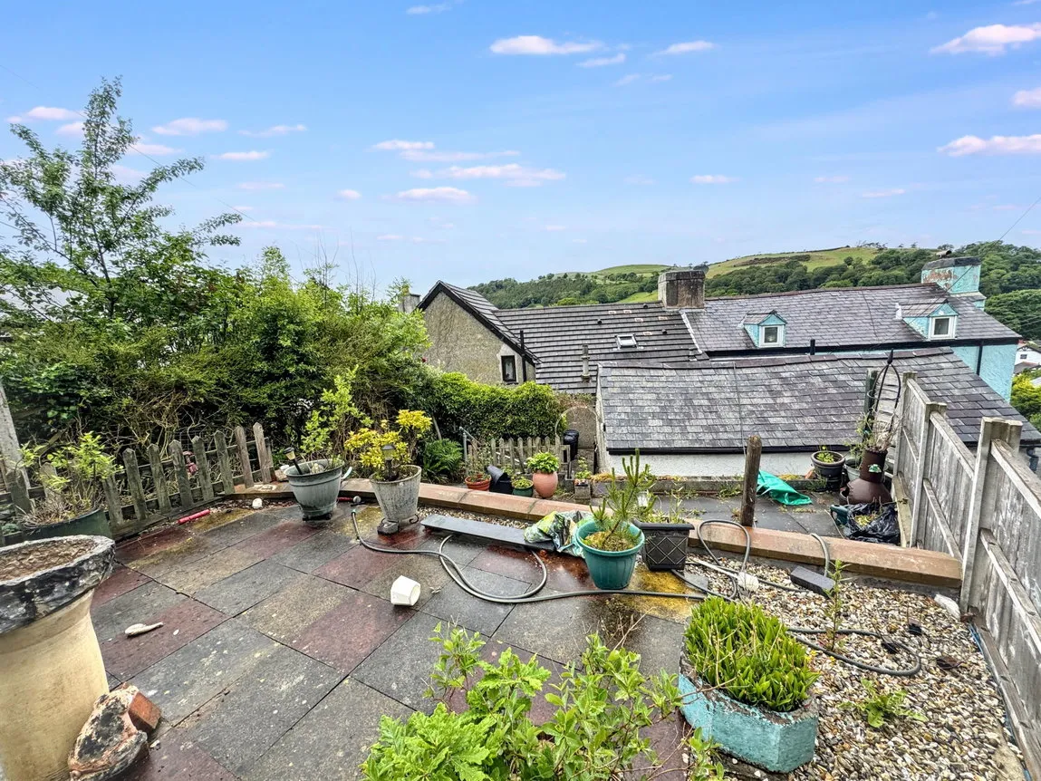 Bron Llan, Llanfairtalhaiarn, Conwy, LL22 8SS, photo 13