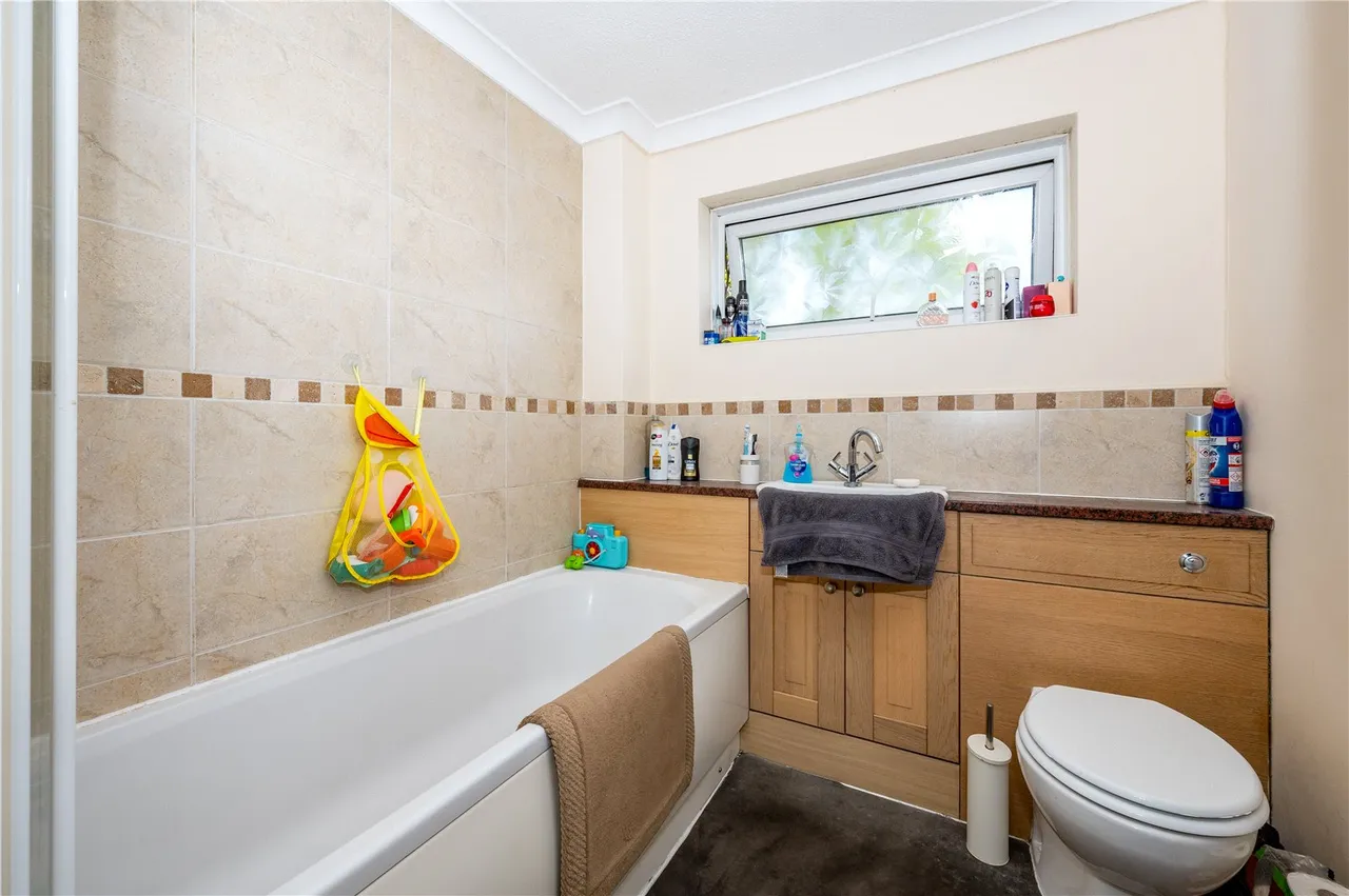 Eyton Close Winyates West, Redditch, Worcestershire, B98 0JY, photo 12