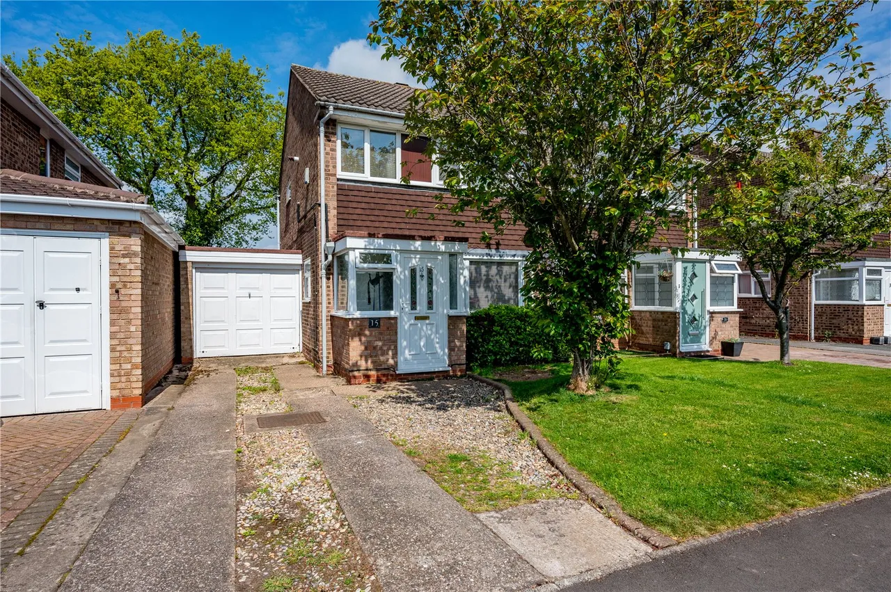 3 bed house for sale — Eyton Close Winyates West, Redditch, Worcestershire, B98 0JY