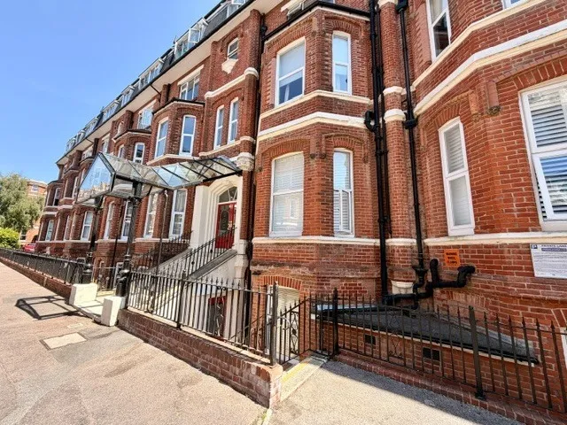 Durley Gardens, Bournemouth, BH2, photo 2