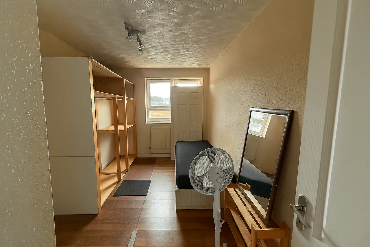 Flat 72, Dukes Court, Barking Road, London, E6 2LP, photo 5