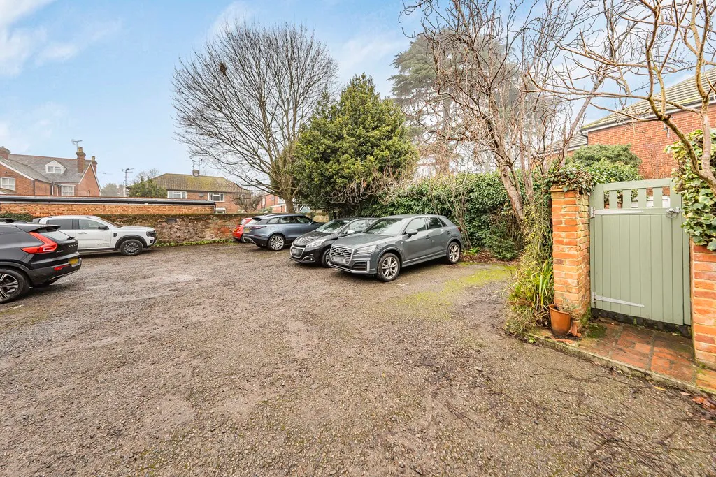 Charlotte Way, Marlow, photo 28