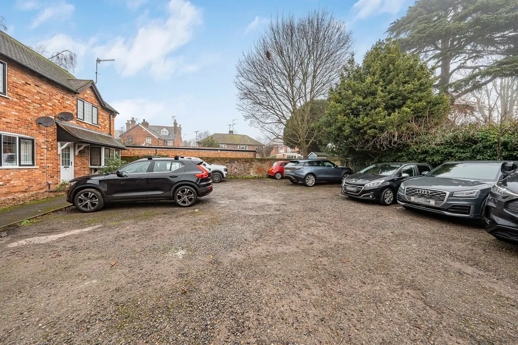 Charlotte Way, Marlow, photo 16