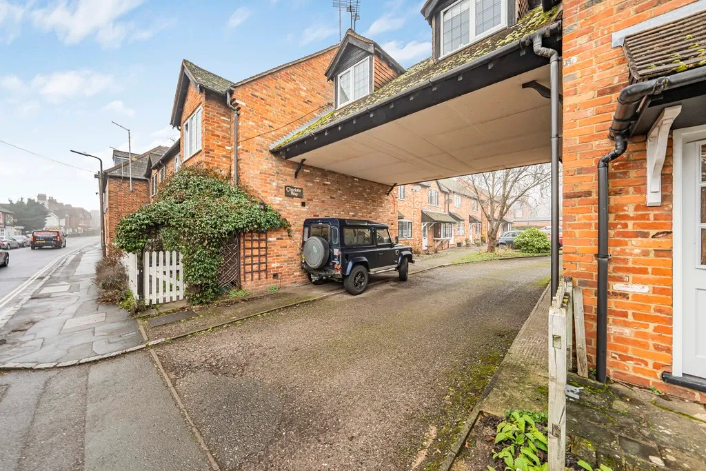 Charlotte Way, Marlow, photo 11
