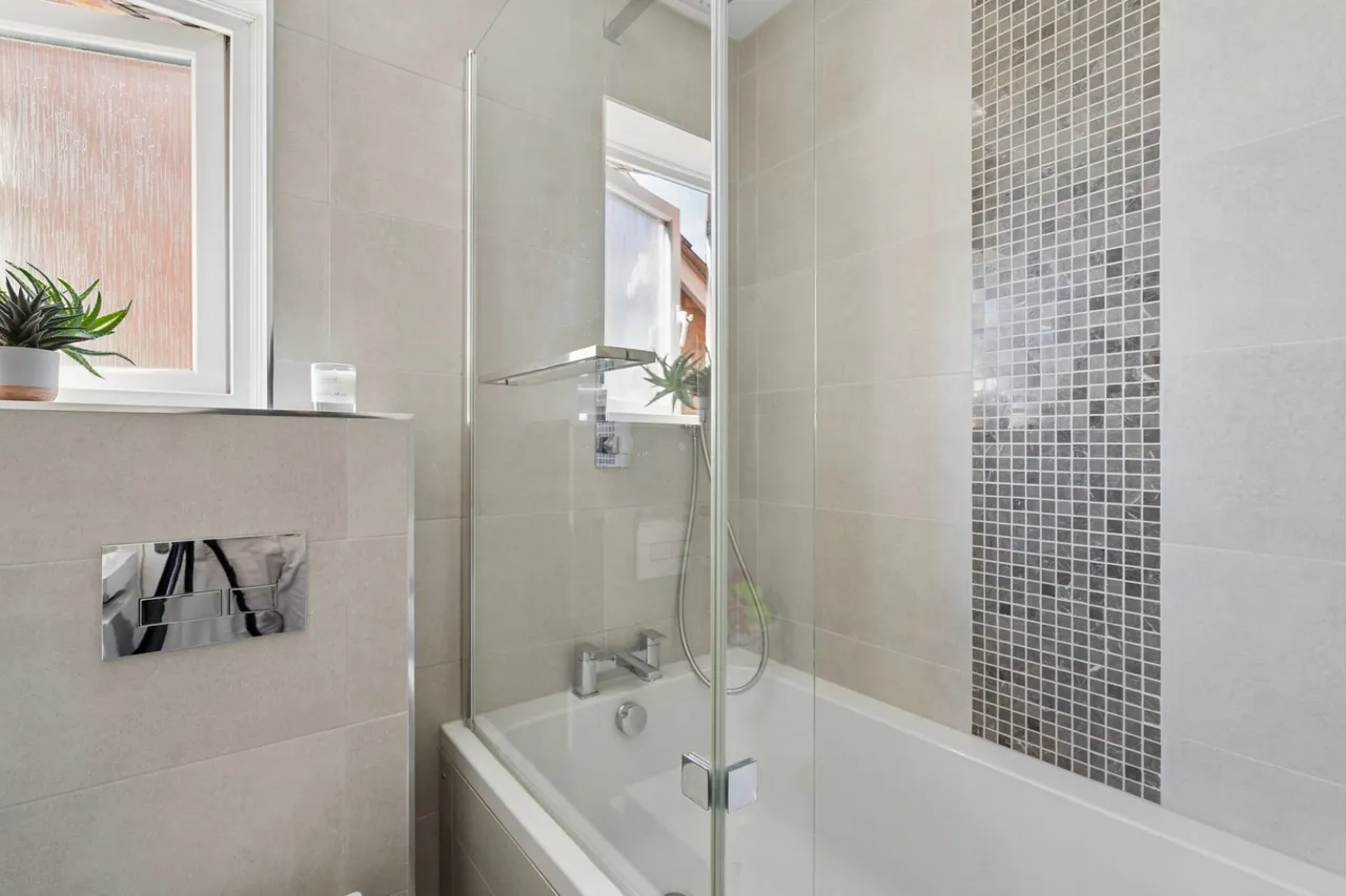 Booker Place, High Wycombe, HP12, photo 16