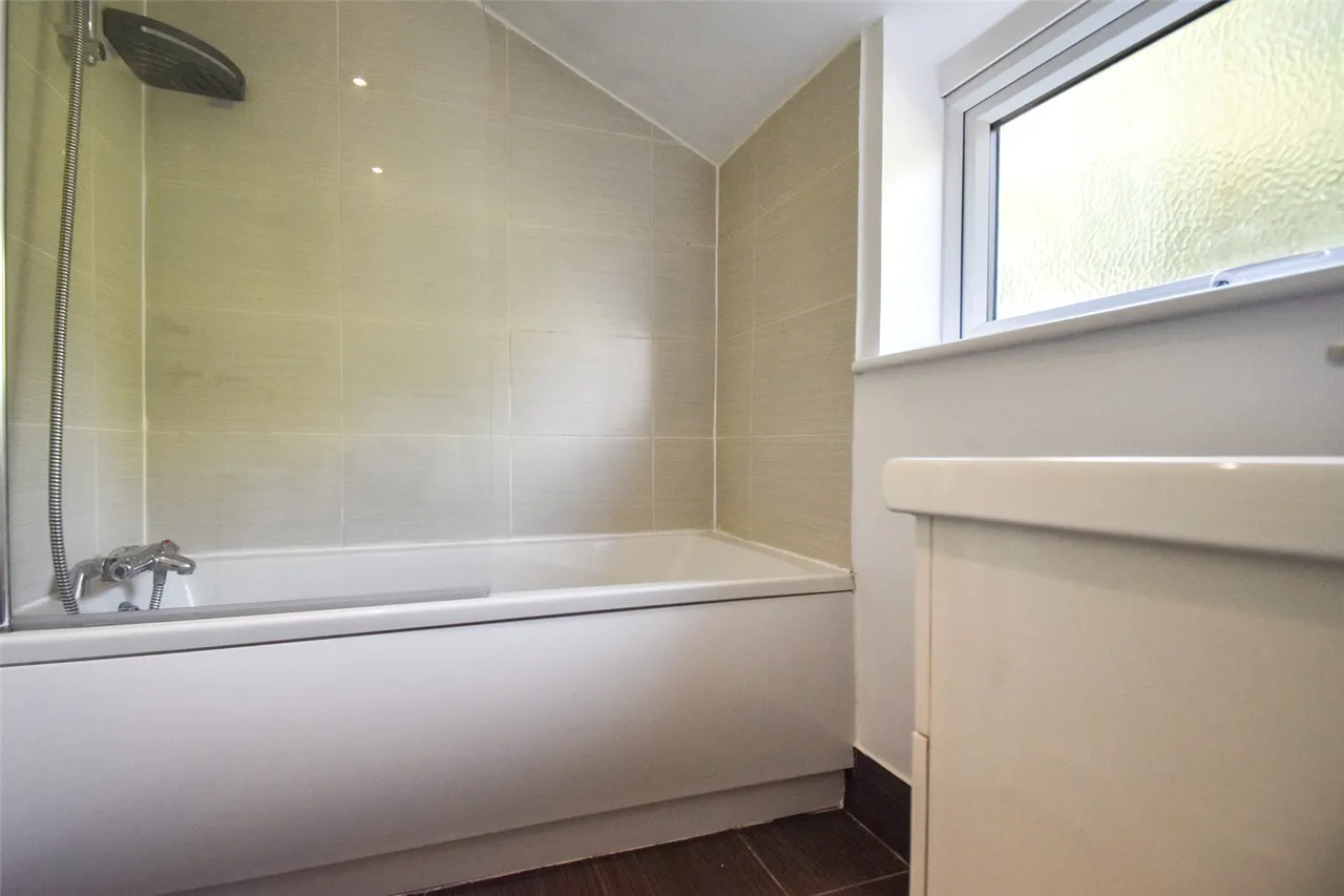 Perowne Street, Aldershot, Hampshire, GU11 3JS, photo 15