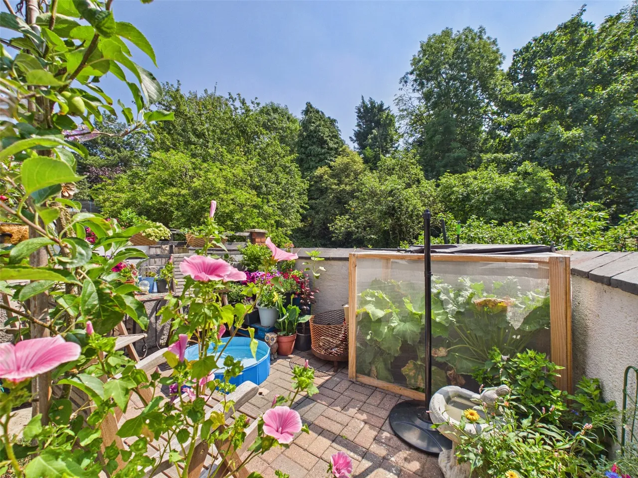 Bridge Lane, Frodsham, Cheshire, WA6 7HN, photo 6