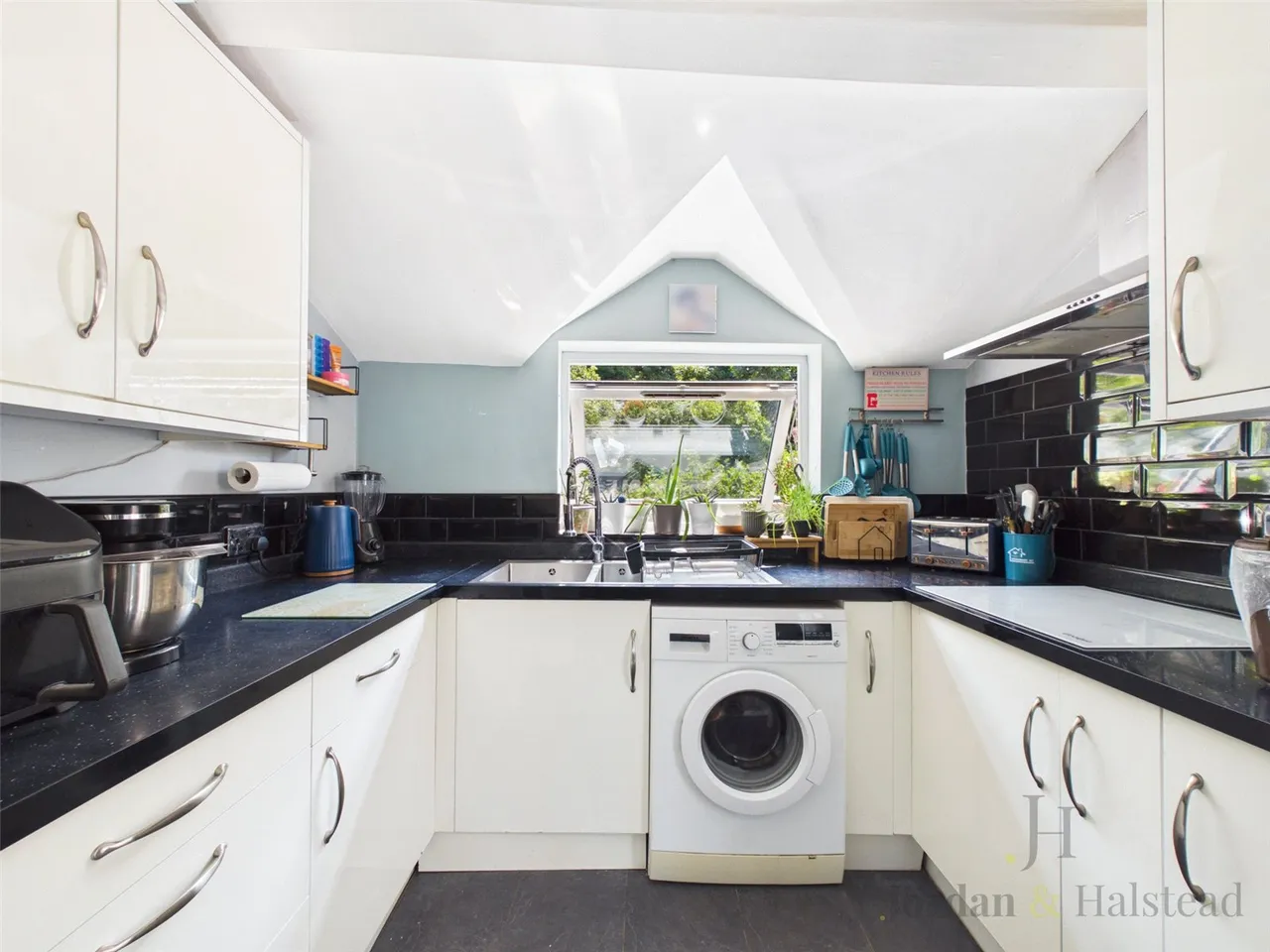 Bridge Lane, Frodsham, Cheshire, WA6 7HN, photo 4