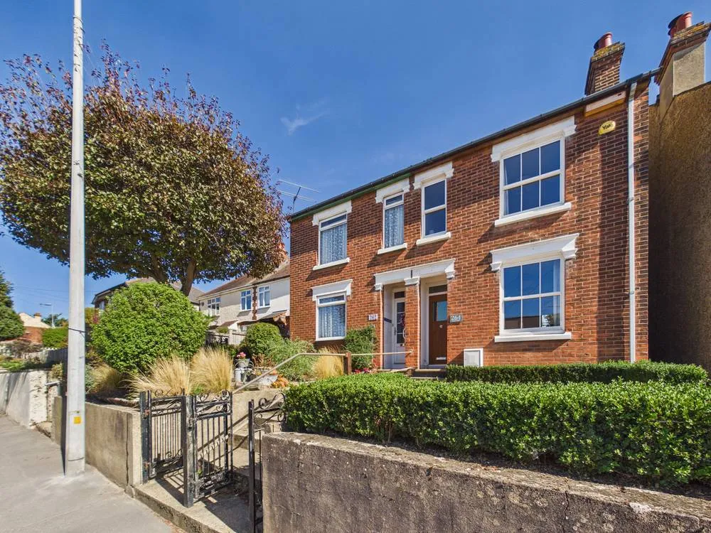 3 bed house for sale, Old Heath Road, Colchester, CO2