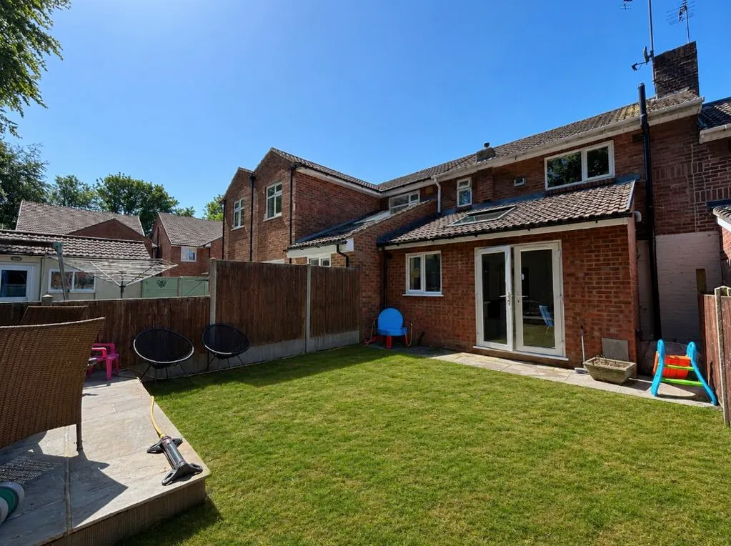 Bernard Close, Dunstable LU5 4HL, photo 10