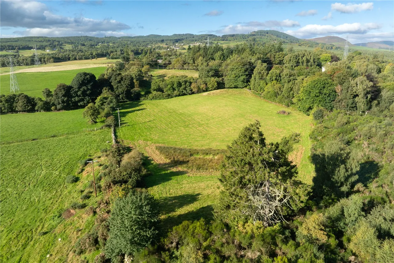 Crocnaboull, Paddock and Plot, Muir Of Ord, Highland, IV6 7TW, photo 39