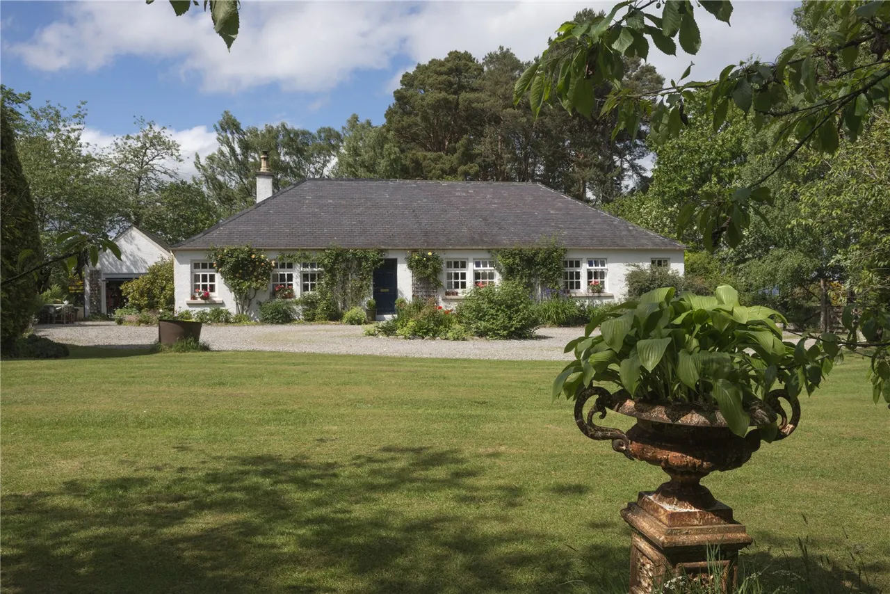 Crocnaboull, Paddock and Plot, Muir Of Ord, Highland, IV6 7TW, photo 23