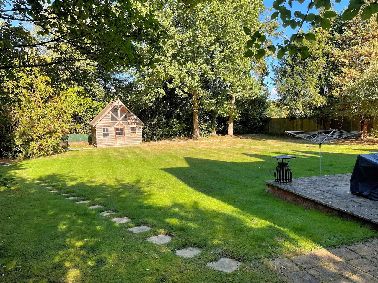 Wembury Park, Newchapel, RH7, photo 12
