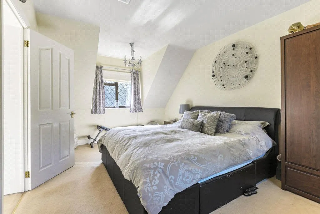 Wembury Park, Newchapel, RH7, photo 5