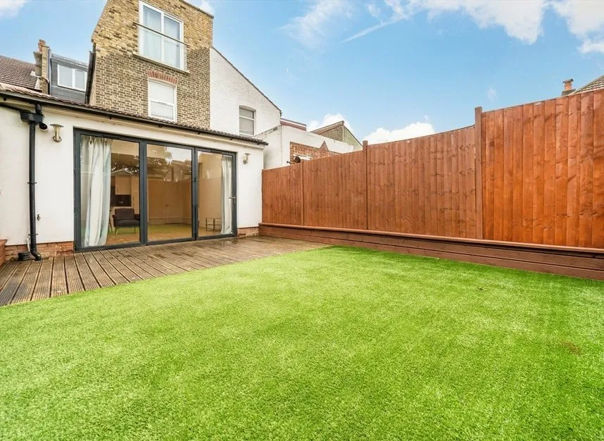 Mitcham Lane, Furzedown, SW16, photo 8