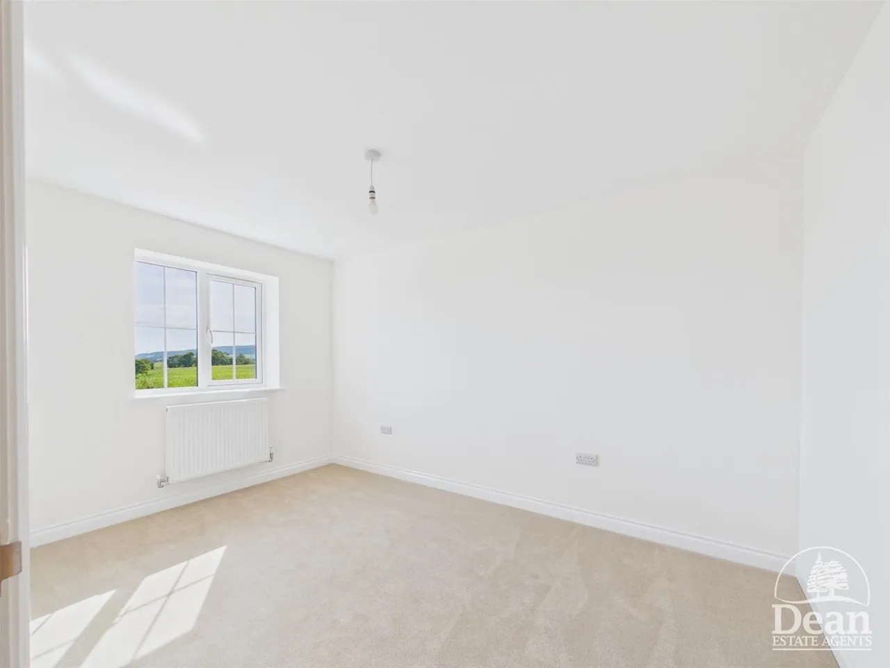 Old Dairy Way, Netherend, GL15, photo 8