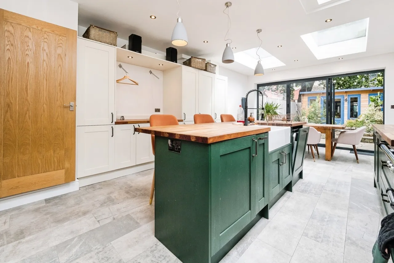 Northfield Road, East Ham, London, E6, photo 8