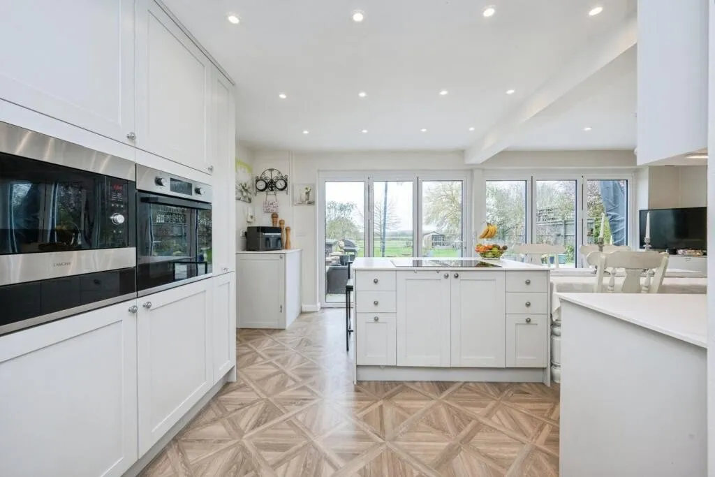 Grendon Road, Edgcott, HP18, photo 5
