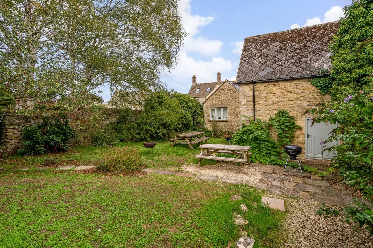 The Butts, Poulton, GL7, photo 26