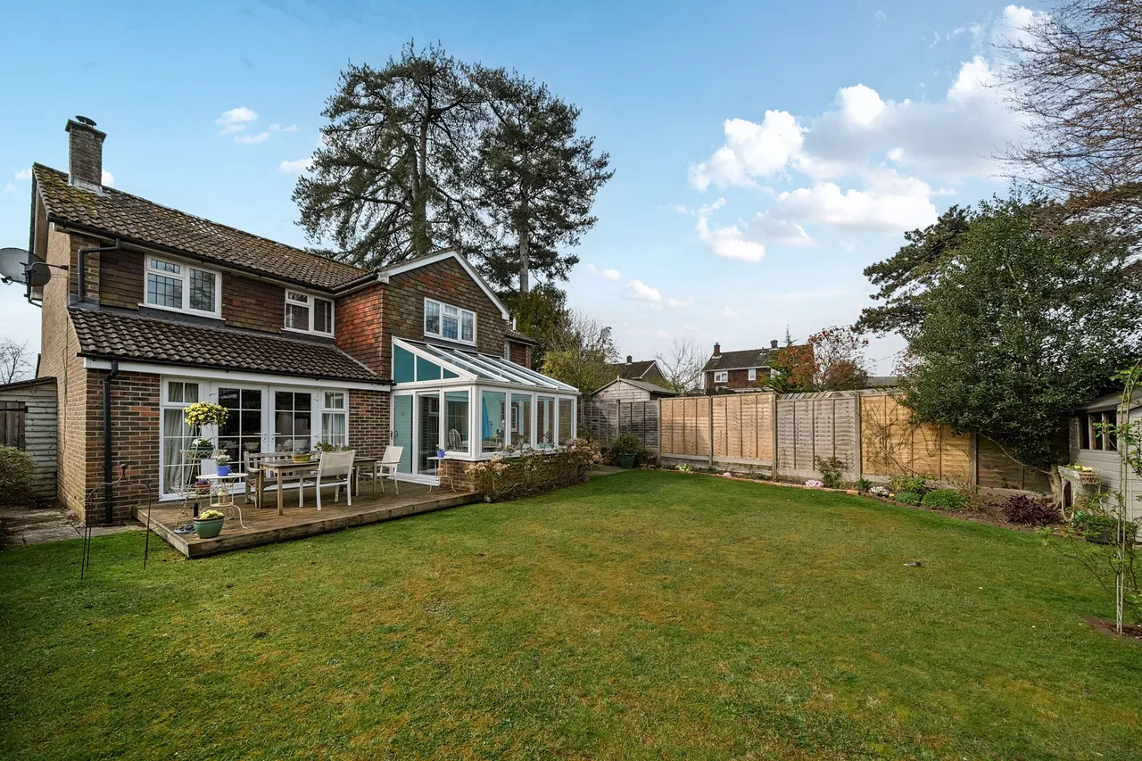 Elmleigh, Midhurst, GU29, photo 17