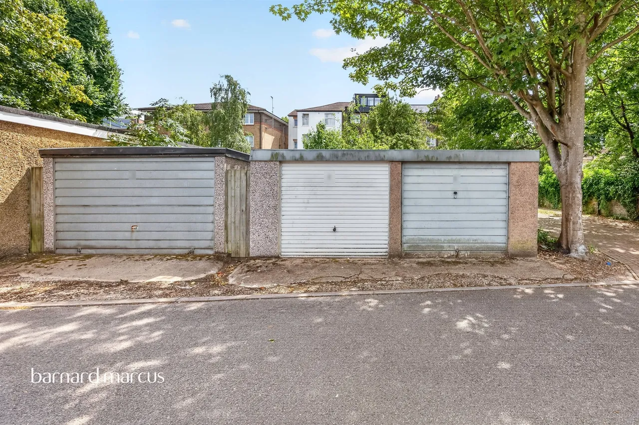 residential (land) for sale — Addiscombe Road, Croydon
