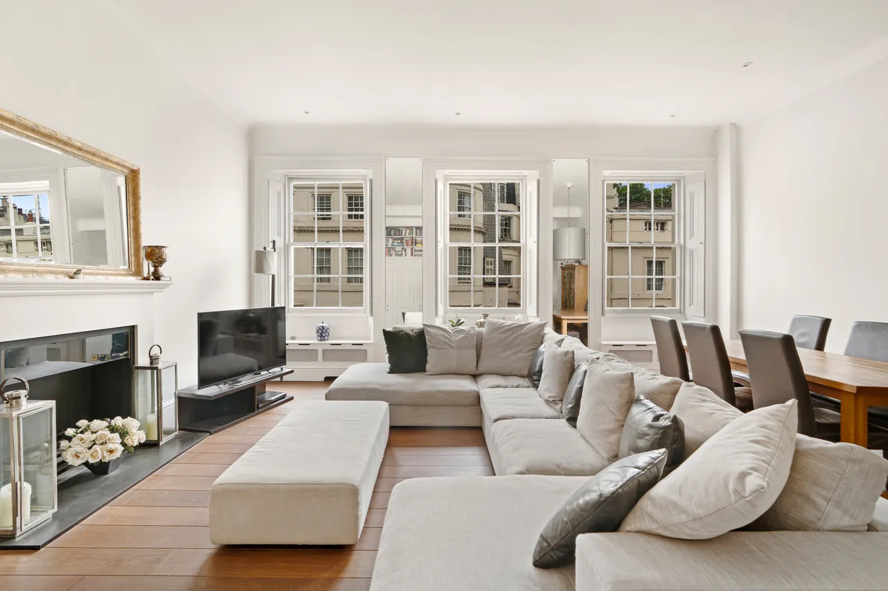 3 bed flat for sale, Strathearn Place, Hyde Park, W2