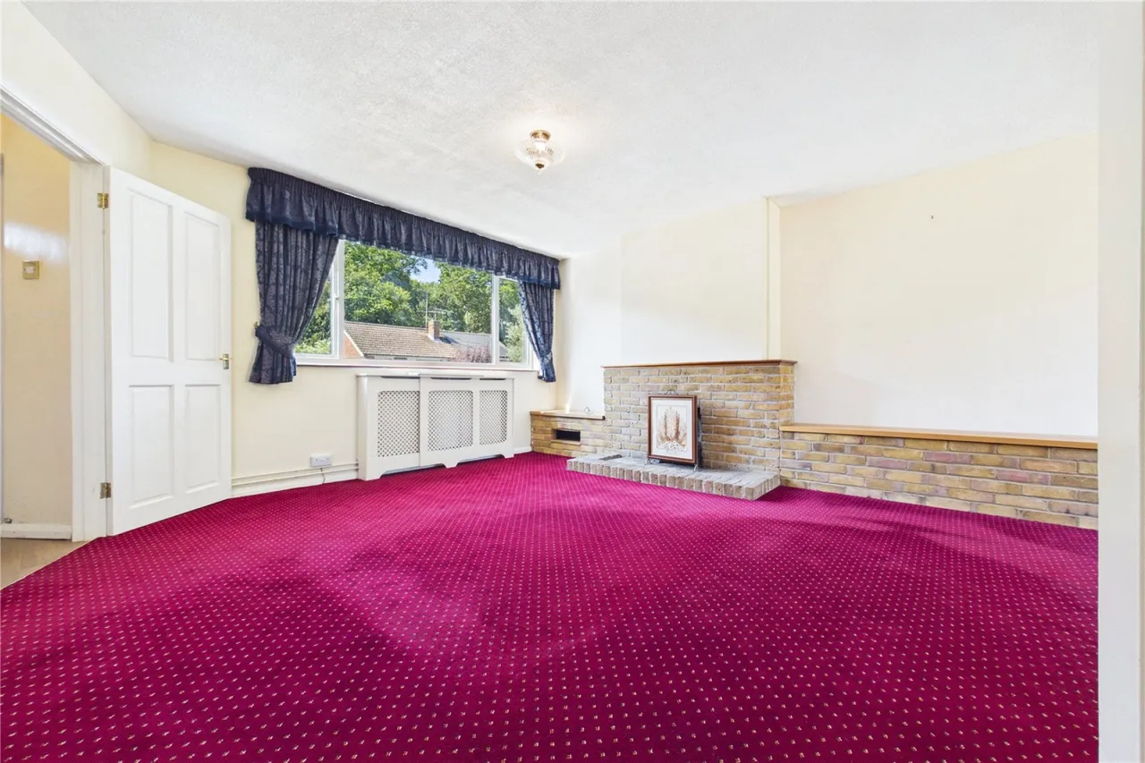 The Crescent, Mortimer Common, RG7, photo 5