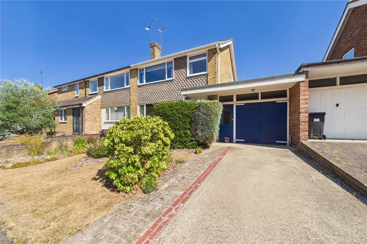 3 bed house for sale, The Crescent, Mortimer Common, RG7