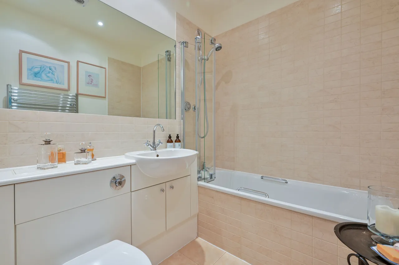 10 Tyrells House, Tyrells Place, Guildford, photo 10