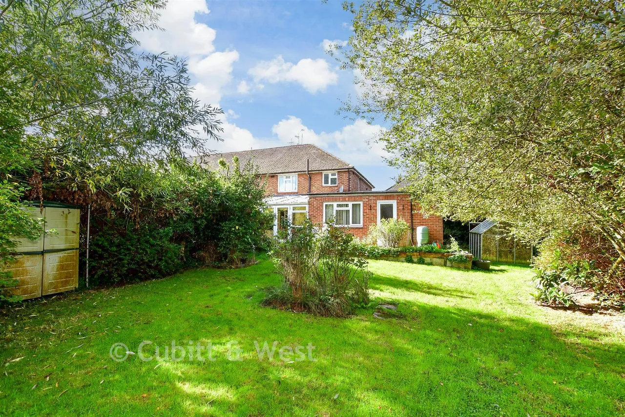 Ernest Road, Havant, PO9, photo 2