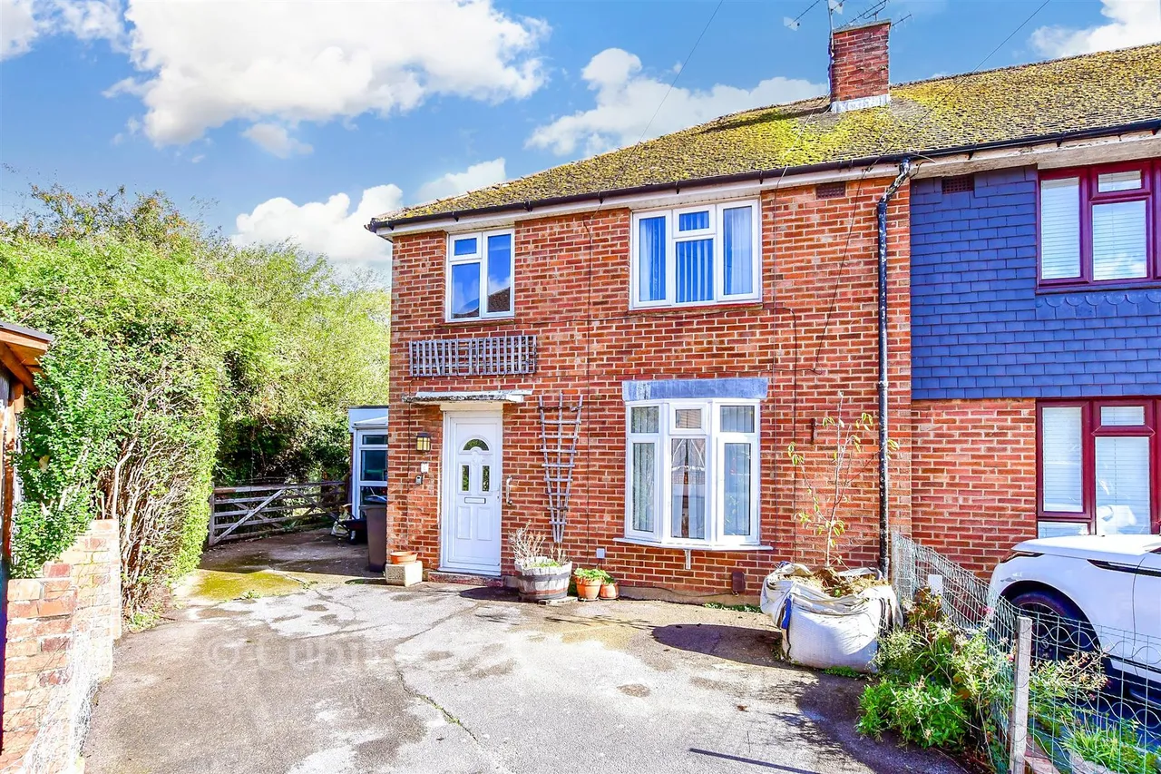 3 bed house for sale, Ernest Road, Havant, PO9