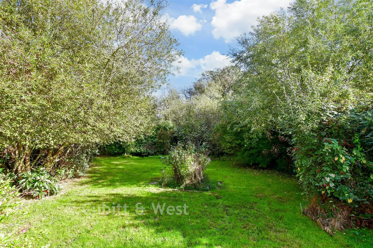 Ernest Road, Havant, PO9, photo 11