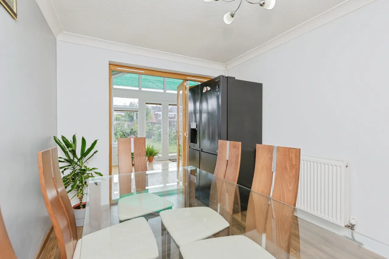 Belfry Drive, Leicester, LE3, photo 3