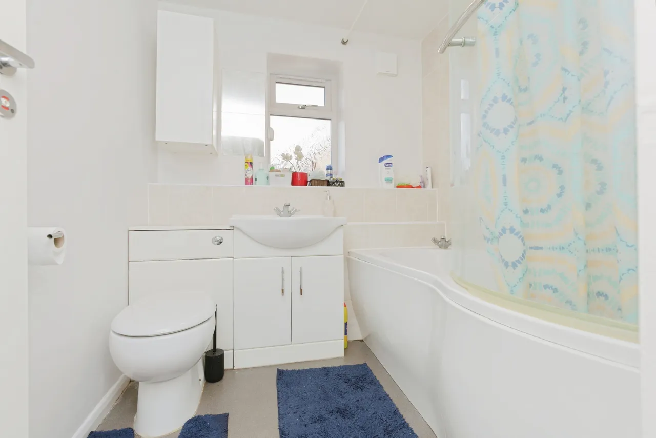 Belfry Drive, Leicester, LE3, photo 13