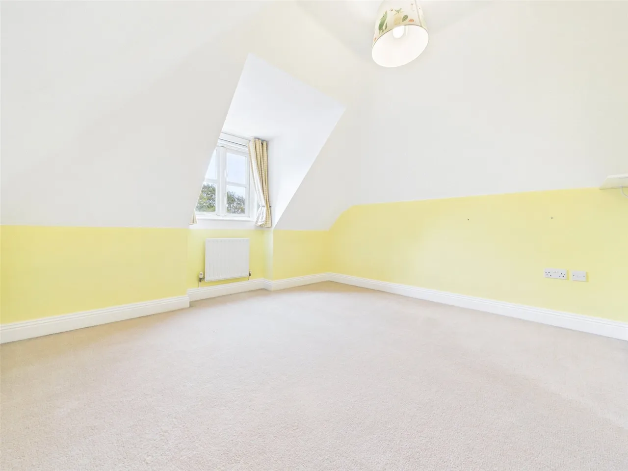 Percy Road, Hampton, TW12, photo 14